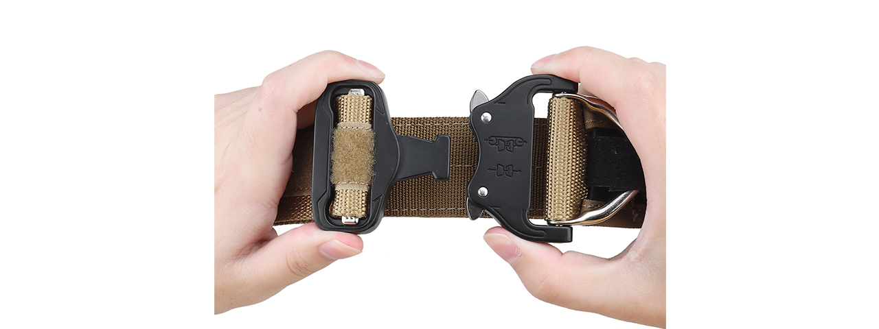 Special Combat Belt with Cobra Buckle (Color: Coyote Brown) - Click Image to Close