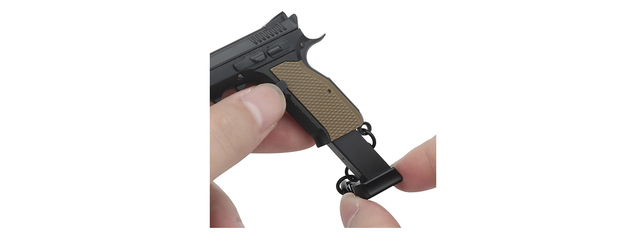 Tactical Detachable Mini Pistol Keychain (Color: Black) - Click Image to Close