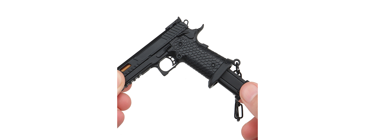 1:4 TTA Tactical Detachable Mini Pistol Keychain