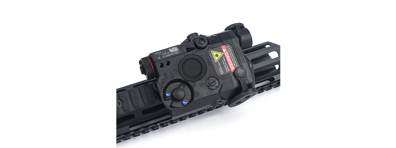 ACW LA-5 PEQ15 Flashlight/Red Laser/IR PEQ Box - Black - Click Image to Close