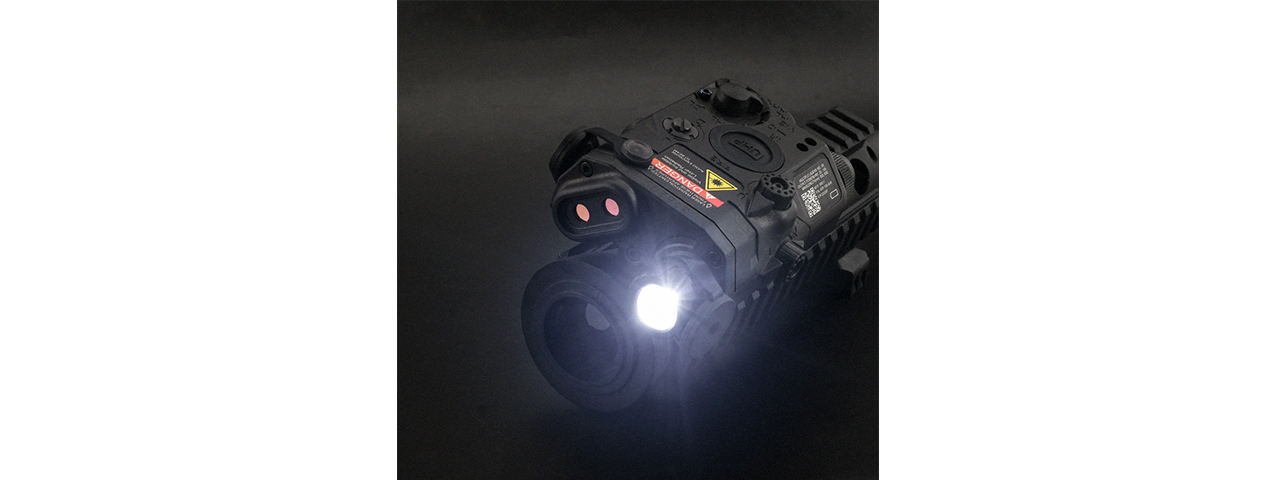 ACW LA-5C Illuminator w/ Flashlight, Visible and IR Green Laser PEQ-15 - Black