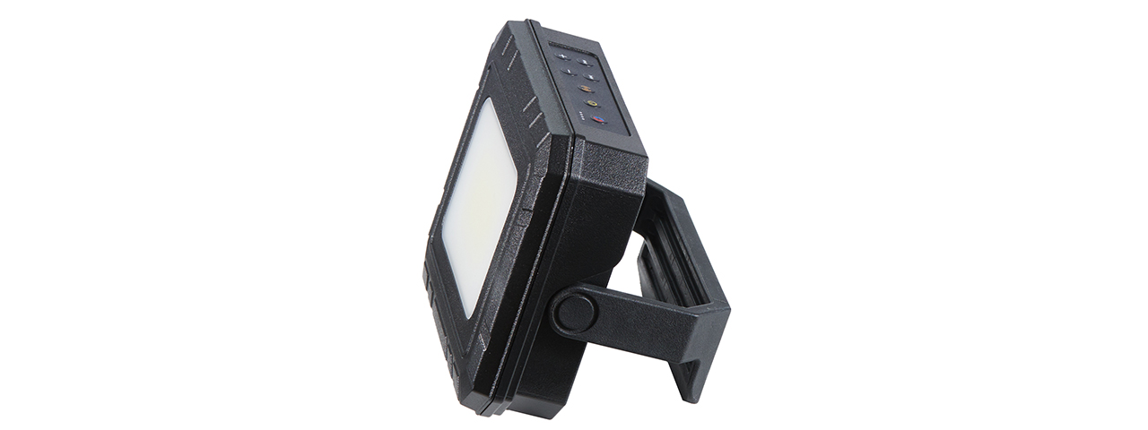 FMA Multi-functional Emergency Flashlight/Radio - (Black) - Click Image to Close