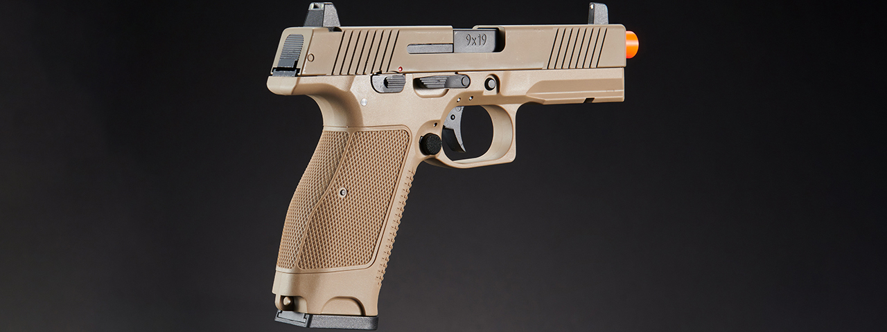 Kizuna Works MKW Full Sized Gas Blowback Airsoft Pistol - (Metal/Cerakote FDE)